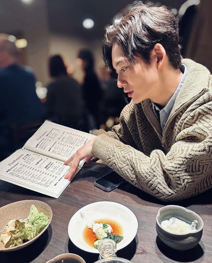 岡田将生のインスタ見る度、こんなん彼女以外の誰が撮るねーーーん！！って思ってたけど全部高畑充希が撮ってたのメロい！！！！