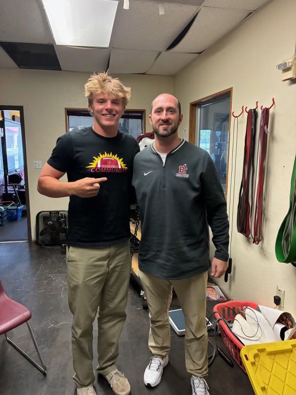 Hunter Weis tweet media