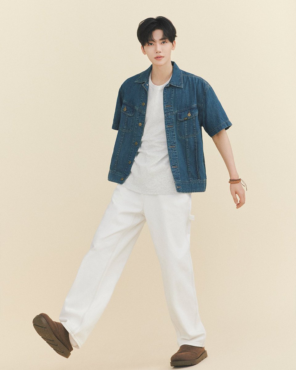 𝗟𝗢𝗢𝗞 𝟭 —【Lee ’26 SUMMER collection with Jaemin】 

𝗟𝗲𝗲 𝗦𝘂𝗺𝗺𝗲𝗿 𝗣𝗹𝗮𝘆𝗹𝗶𝘀𝘁
𝖳𝗁𝖾 𝗌𝗈𝖿𝗍, 𝖿𝗅𝗈𝗐𝗂𝗇𝗀 𝗆𝗈𝗆𝖾𝗇𝗍𝗌 𝗈𝖿 𝗌𝗎𝗆𝗆𝖾𝗋 𝖺𝗋𝖾 𝖼𝗈𝗆𝗉𝗅𝖾𝗍𝖾𝖽 𝗐𝗂𝗍𝗁 Jaemin’𝗌 𝗏𝗂𝖻𝖾.

JAEMIN FOR LEE JEANS
#JAEMINxLeeJeans
#JAEMIN_LeeAPACAmbassador