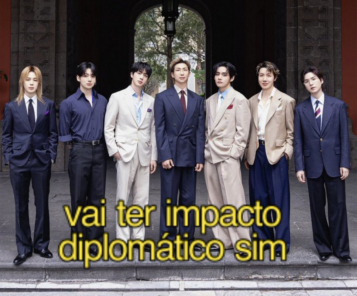 acervo namjoon 🪭 tweet media