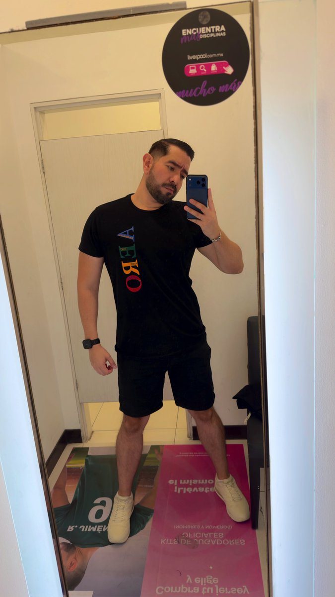 Dahn0ne's tweet photo. CON TODO! ¿Si no pa’ qué? 🖤 https://t.co/fvwnxRlOmI