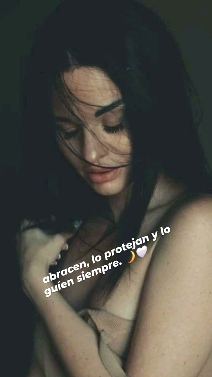 Luna hermosa,cuando lo mires,
cuéntale que en cada suspiro vive mi amor.
Que sonrío al nombrarlo en silencio
y mi corazón le dice:“te amo”con ternura infinita.

Mándale una brisa llena de besitos suaves,
de esos que acarician el alma sin tocarla,
y que Dios y la Virgencita
lo👇♥️