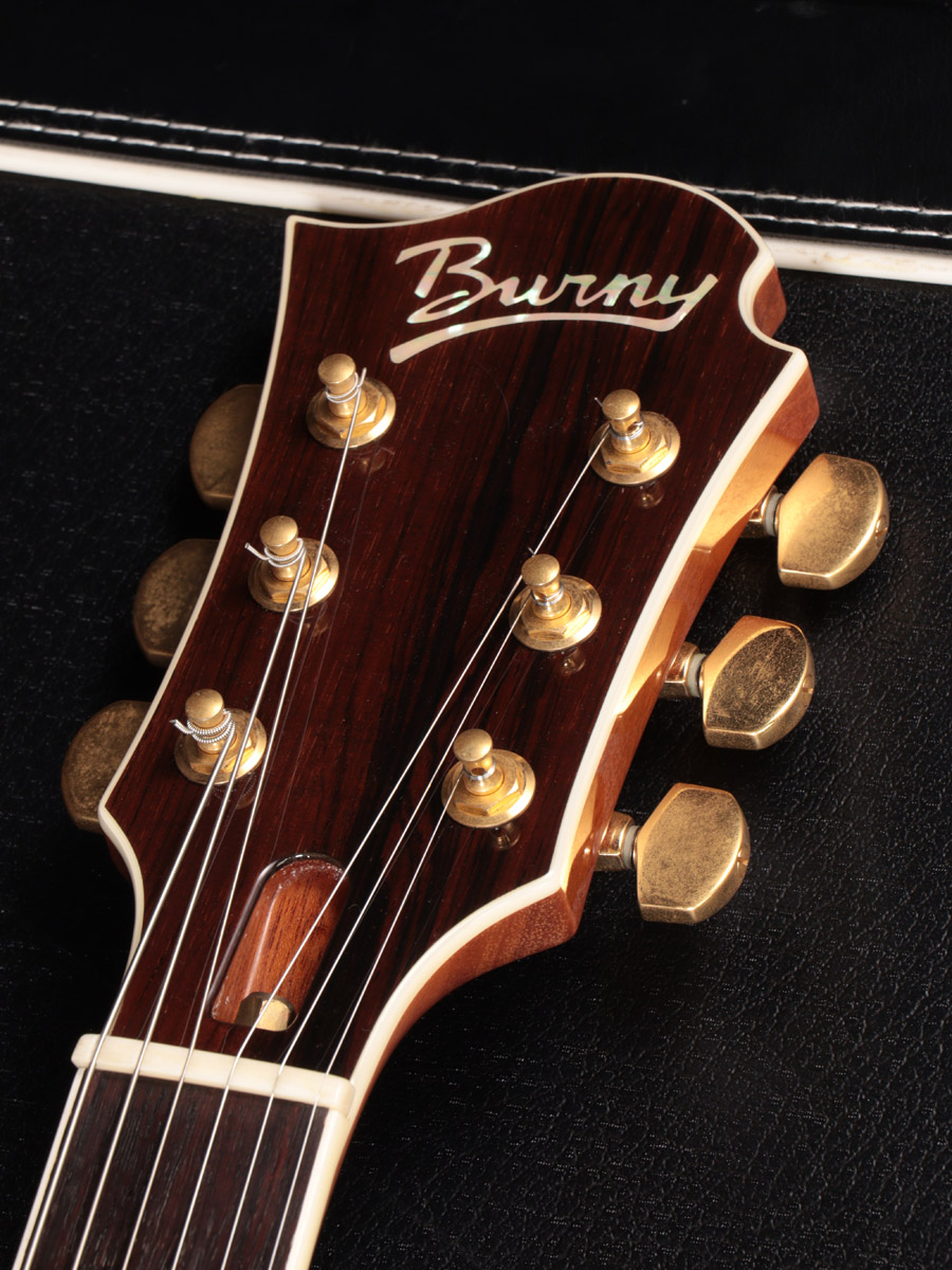1484ssbs's tweet photo. Burny
MG-340X / MG-380X Cherry Sunburst

FERNANDES/BURNYより展開された、MGシリーズ最上位クラスのモデルが入荷しました。 https://t.co/EPGtjzxtSC