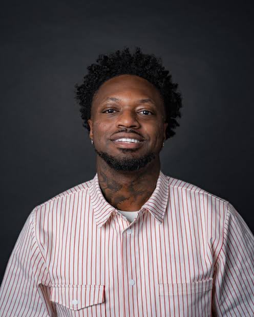 Richoffpicks214's tweet photo. Julius Randle when I put my hard earned money on him https://t.co/H1mJGKOxym