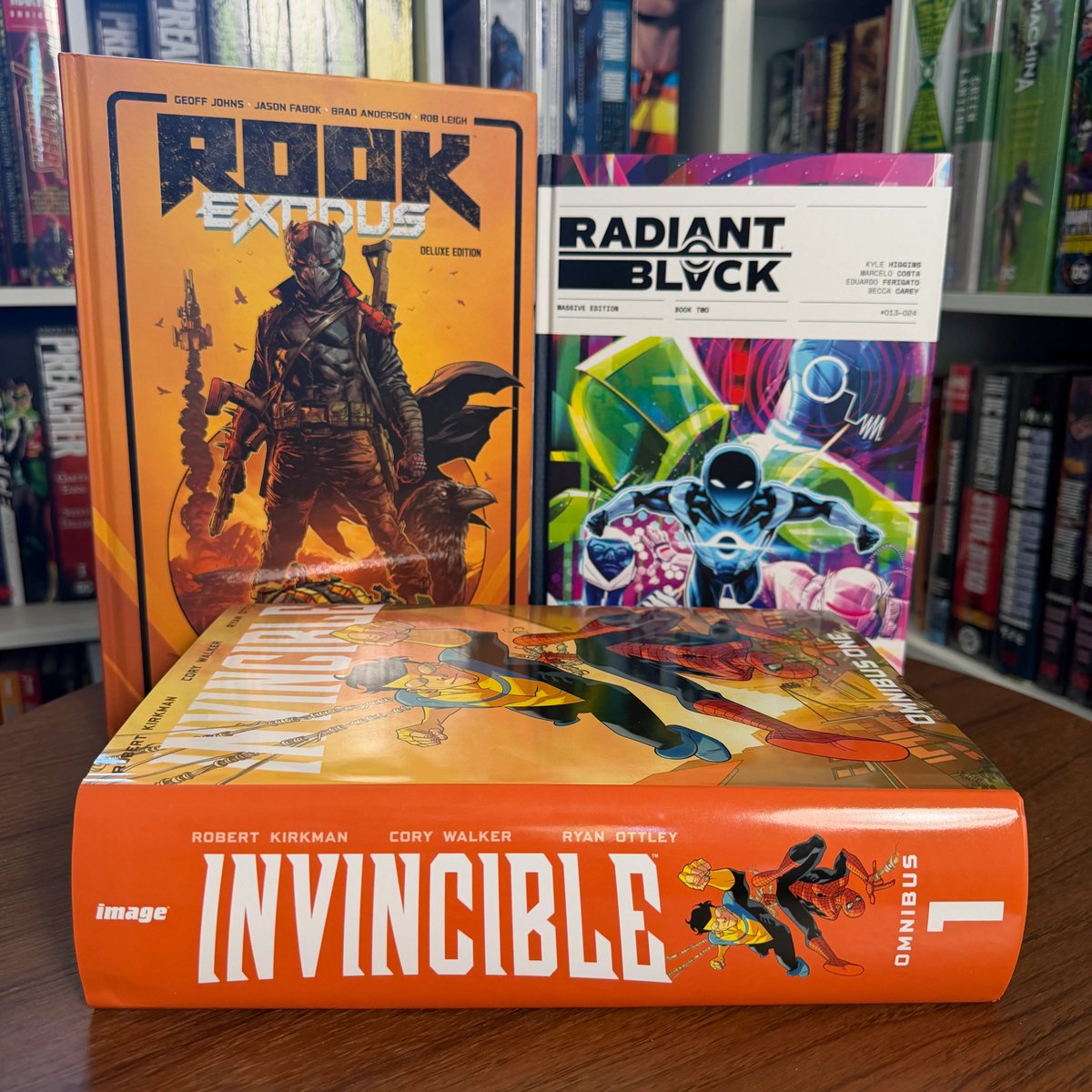 BJKICKS's tweet photo. Crazy deal at PBC. Buy the Invincible Omnibus, get Radiant Black AND Rook Exodus Deluxe editions for free! https://t.co/6STxLpv4XX https://t.co/i6P6xYOwFC