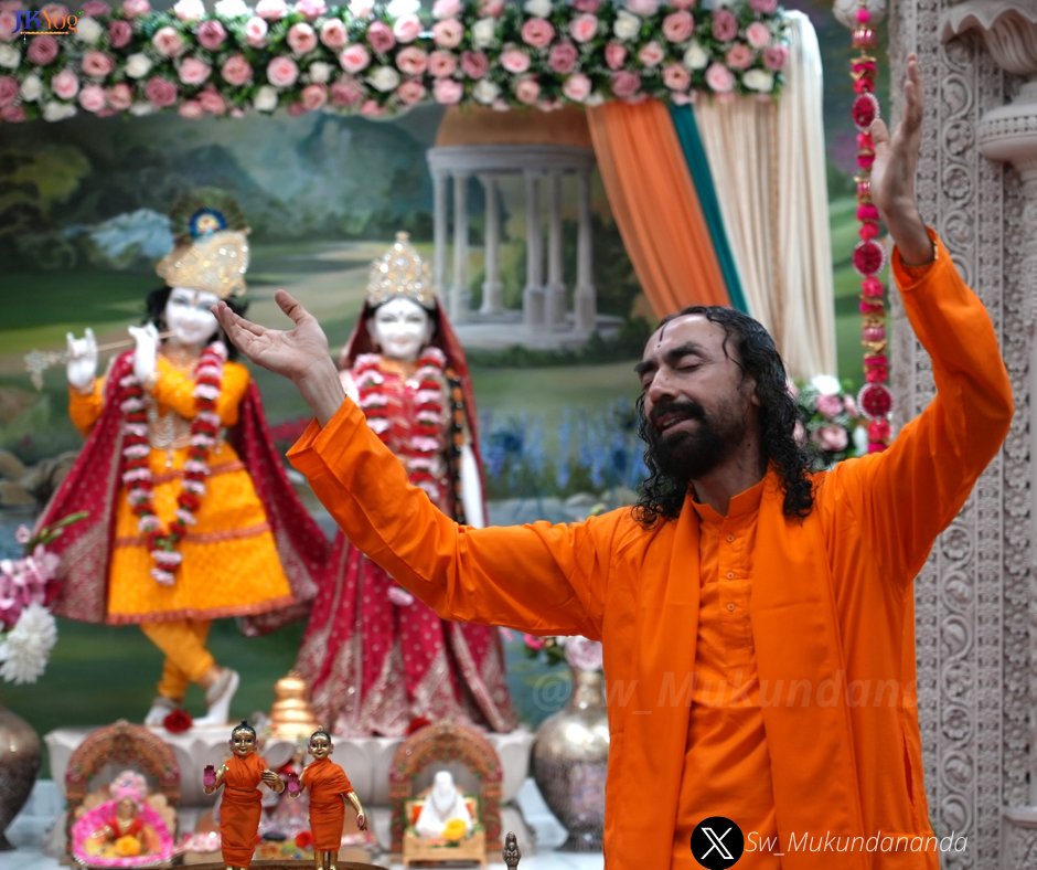 Sw_Mukundananda's tweet photo. If we worship God and in return ask for worldly gains, then it does not remain love; it becomes a form of business. ‘O God, I will love you, but you must do this work for me.’ This is not love; it is a transaction.

The highest form of love is to remember God not in moments of need, but always. True devotion begins where expectations end. When love seeks nothing in return, it transforms from a transaction into true devotion — and in that devotion, the heart finds its deepest fulfillment.