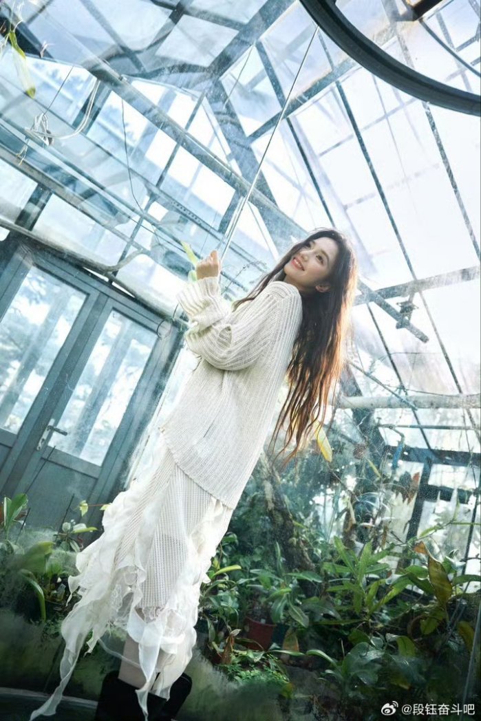 완전 숲의 요정이야🌿