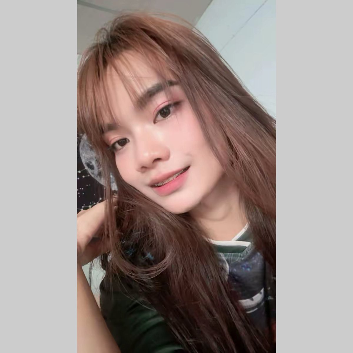 ม่อน tweet media