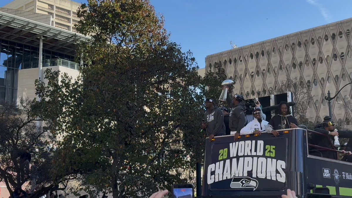 Quinndary Weatherspoon tweet media