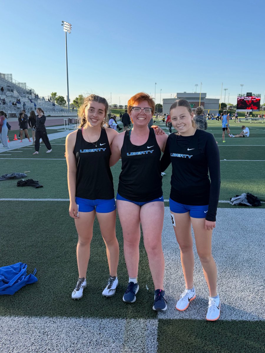 MrEnglishLHS's tweet photo. Varsity Conference 🏆

4x800 // 1st Place
Blake, Silvia, Kaylee, Emily

1600
🥇Lily Hurt
🥈Tessa Perdue
4th Silvia Caruso

800
🥇 Lily Hurt
🥈 Tessa Perdue
🥉Caleigh Brownfield

3200
🥇 Lily Hurt
🥉 Blake Rogers

4x400 // 1st Place 
Annaliece, Silvia, Tessa, Caleigh https://t.co/zc0GtW2wQj