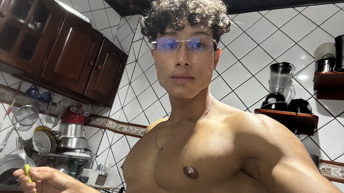 sweetsexysvage tweet media