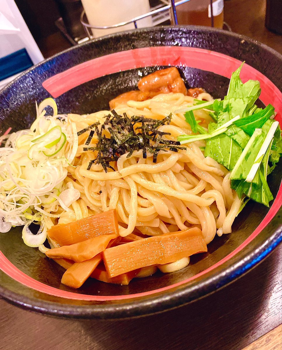ロムスカ大佐ちゃん（リア充バルス強化月間） tweet media
