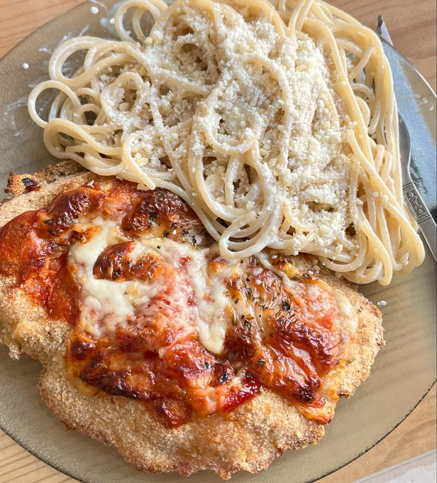 The Milanesa Every Day. tweet media