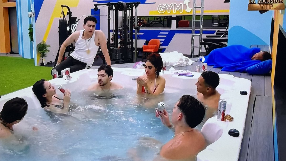 wey La Jesuu es la definición de FOMO JAJAJAJAJJAJA 
#lamansiónvip #LaMansionVip