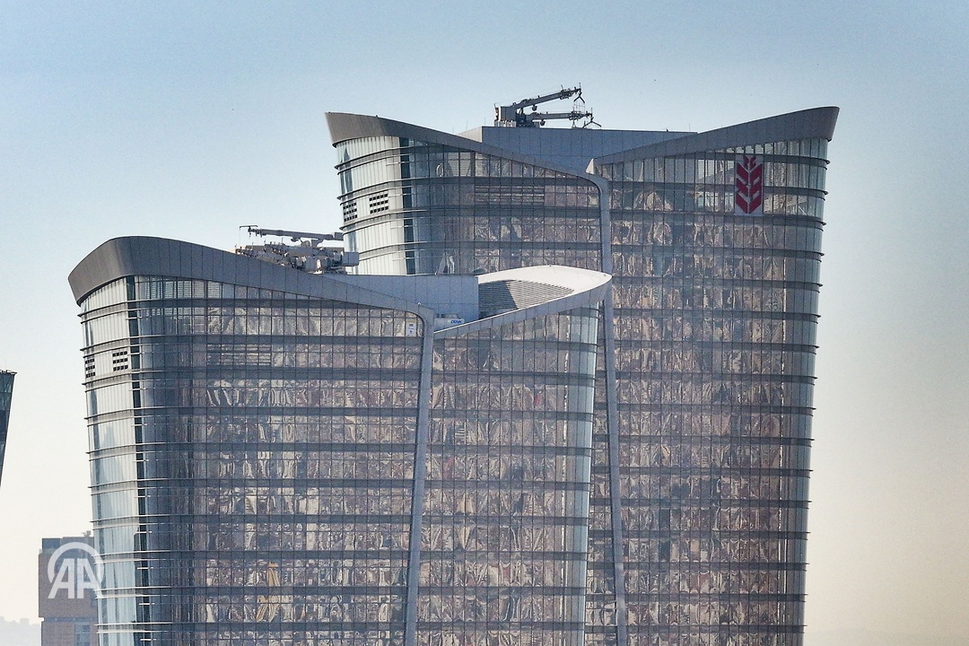 aasorani's tweet photo. بە هاریکاریی ئاژانسی ئانادۆڵو و یەکێتیی بانکەکانی بەشداریی تورکیا (#TKBB)، بە دروشمی "دیدگای دارایی بەشداریی تورکیا: گەشەپێدانی بەردەوام، وەرچەرخانی دیجیتاڵی و مۆدێلە نوێیەکانی وەبەرهێنان" لووتکەی دارایی بە بەشداریی ئاژانسی ئانادۆڵو لە ئیستانبوڵ دەستیپێکرد https://t.co/mpbNfSnAoa