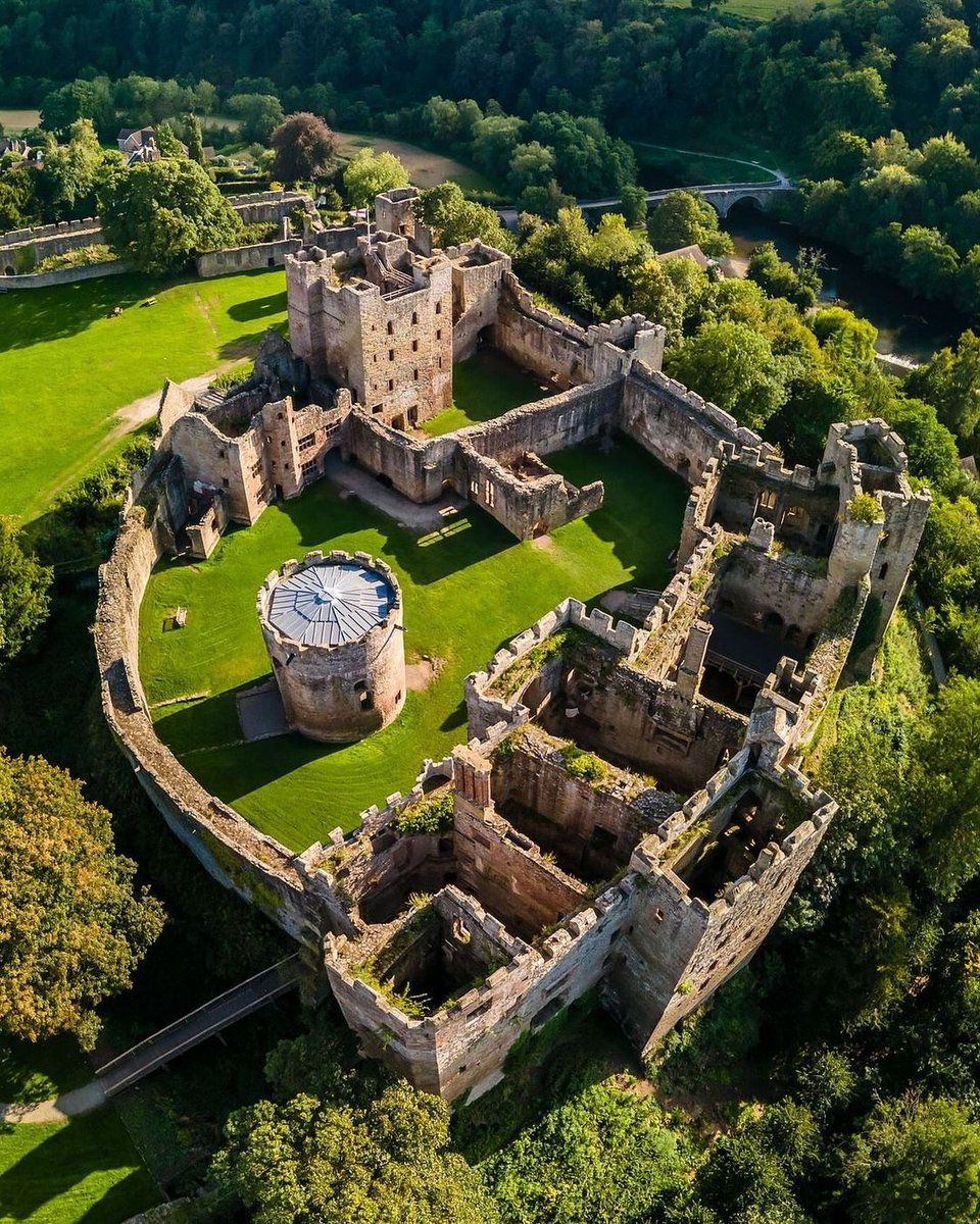 Ludlow Castle, England 🏴󠁧󠁢󠁥󠁮󠁧󠁿