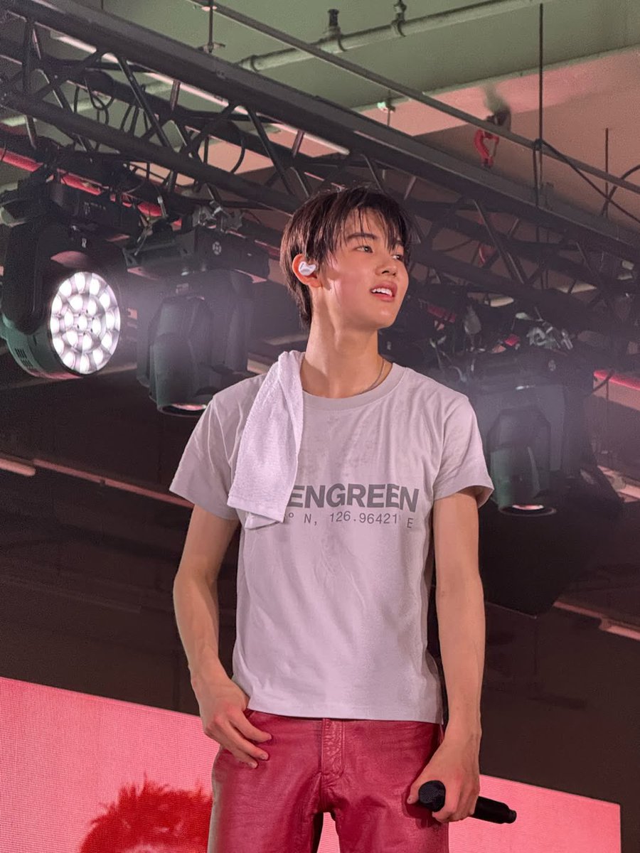 seonghyeon pics tweet media