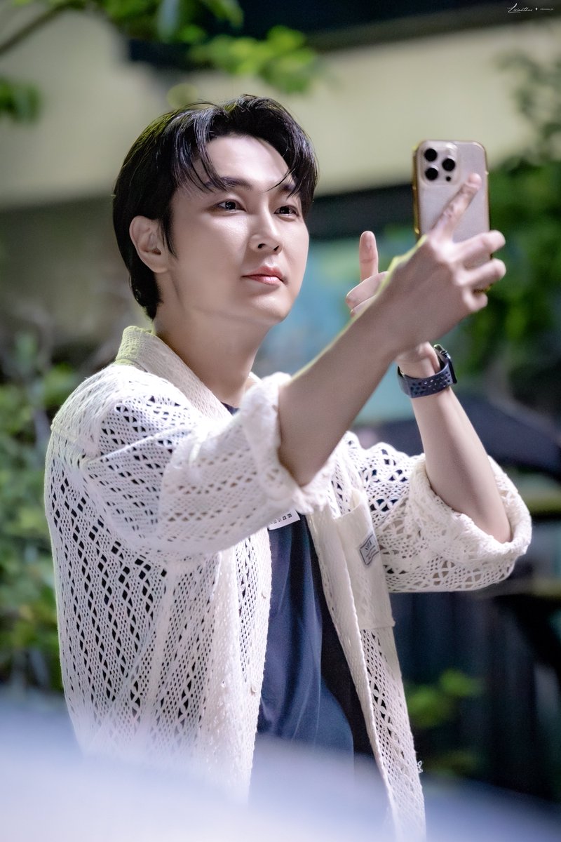 𝐋𝐢𝐬𝐢𝐚𝐧𝐭𝐡𝐮𝐬 tweet media