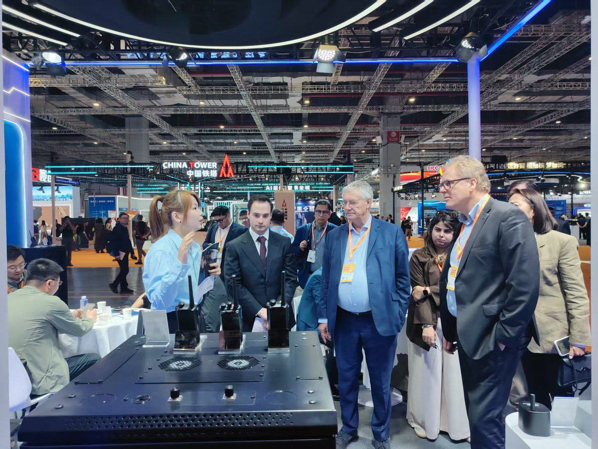 Belfonecom's tweet photo. EDRR 2026 Opening Day! 🎉
We are live at National Exhibition and Convention Center (Shanghai Hongqiao).
Explore our professional wireless two-way radio &amp; system solutions for emergency and disaster relief missions.
#edrr2026 #criticalcommunications #twowayradio https://t.co/WlPbZVWVnB