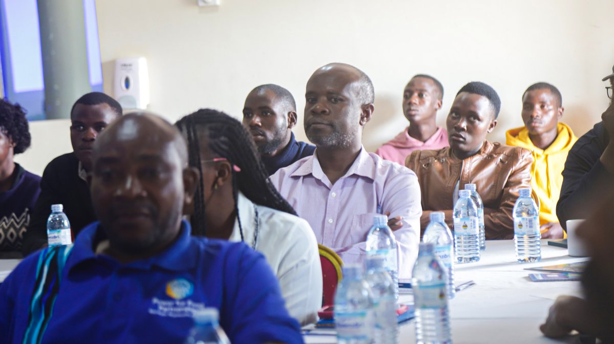 UTGAutga2's tweet photo. During a cluster meeting in Kabale ,Southwestern Uganda’s Kigezi sub-region, UTGA encouraged members to seek technical guidance, following challenges observed during field visits to some forest plantations.
#utga https://t.co/3x1r41nTZe
