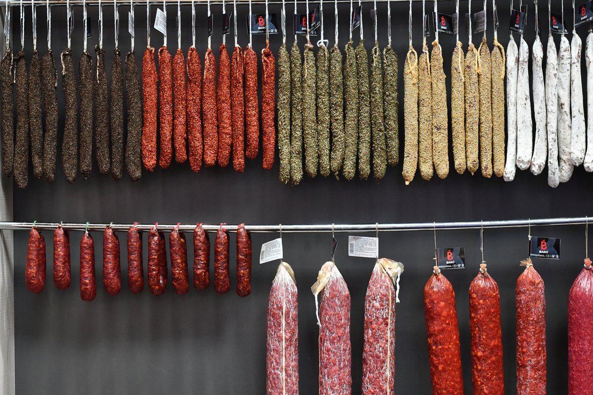 MeatCo1's tweet photo. INNOVATIE | SIAL Paris, de internationale vakbeurs die van 17 tot en met 21 oktober plaatsvindt in Parijs, houdt dit najaar twee competities die innovatie en duurzame transformatie in de foodsector moeten versnellen.

https://t.co/udNLS2vk1O https://t.co/A7cwEtHh73