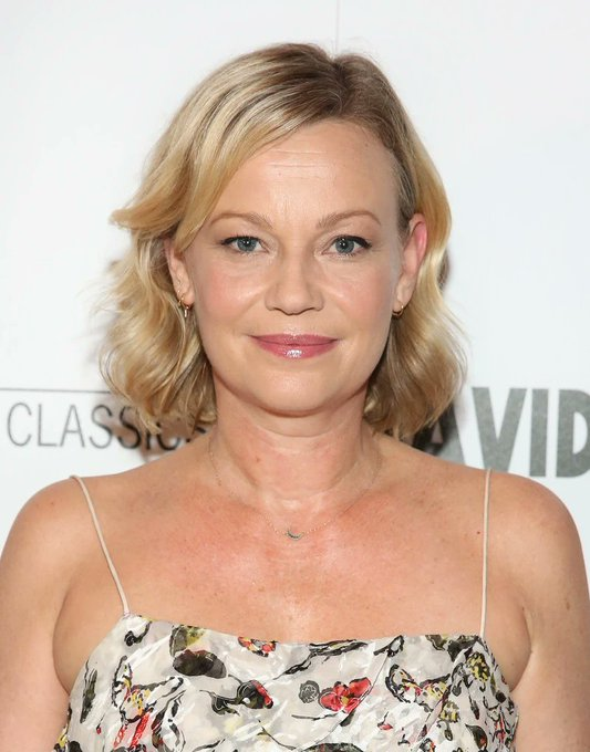 celebcrush4922's tweet photo. Happy Birthday Samantha Mathis 🎂🎁
#HappyBirthday #Samantha #Mathis #SamanthaMathis https://t.co/aAXKacGVJ6