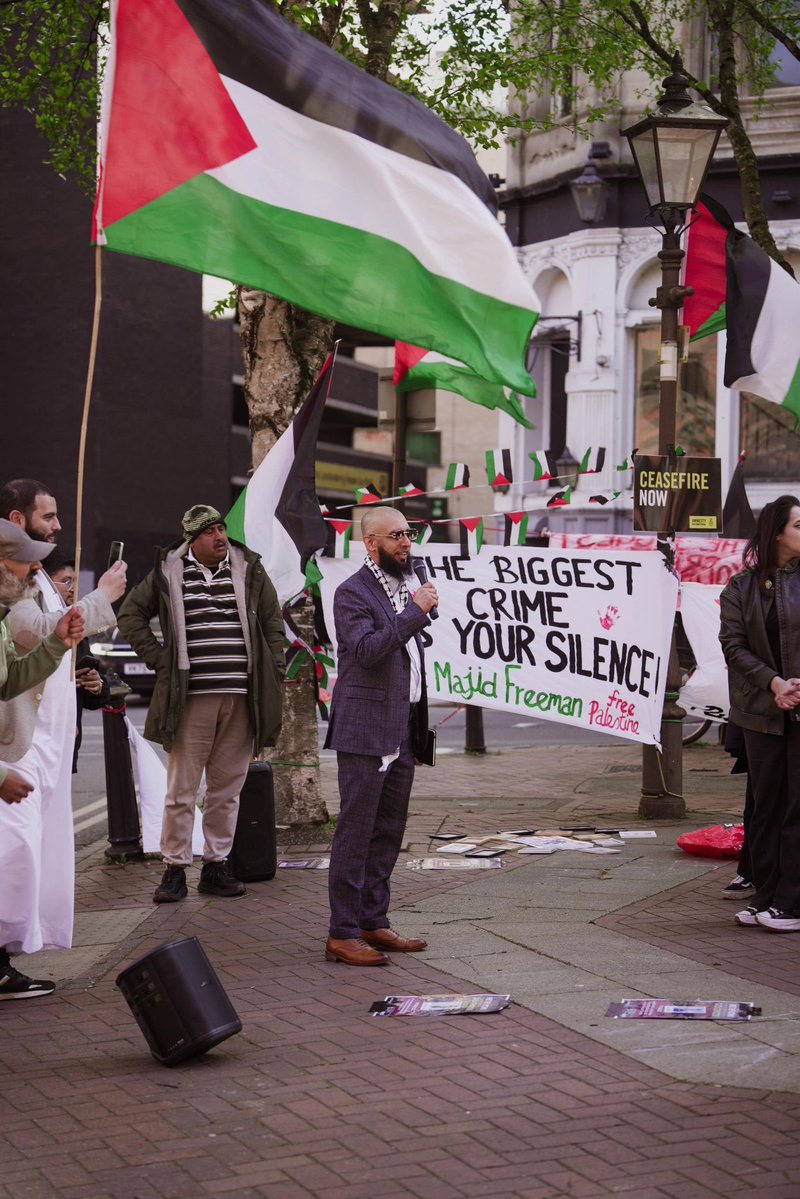 Majstar7's tweet photo. Assalamualaykum everyone

Support has been immense! Please continue keeping Majid in your prayers. Today could potentially be the verdict. If it’s not today, it’ll be adjourned to Monday as there’s no court sitting tomorrow

Lots of duas Jazakallahu khair #FreeMajidFreeman 🇵🇸❤️🤲���� https://t.co/HK12RisAAw