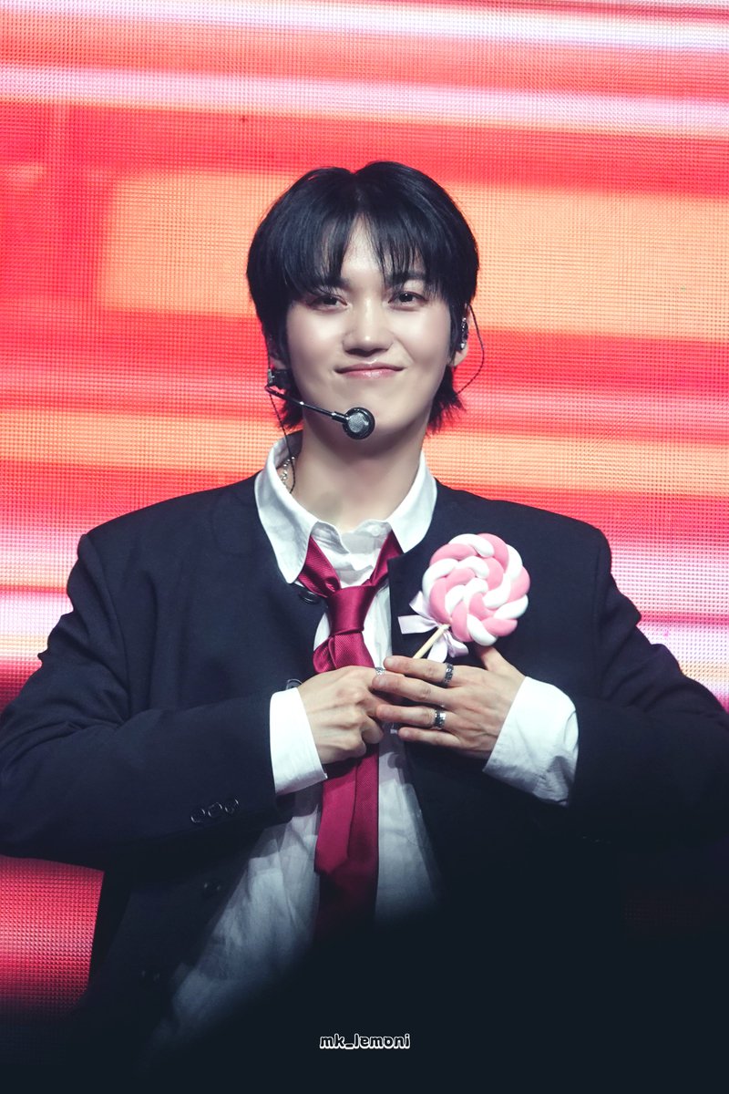 260425 2026 ONF Fanmeeting [Re:Connect] 

내가 이거 왜 안올렸지? 이렇게 상큼한 이승준을?!😆

#온앤오프 #ONF #승준