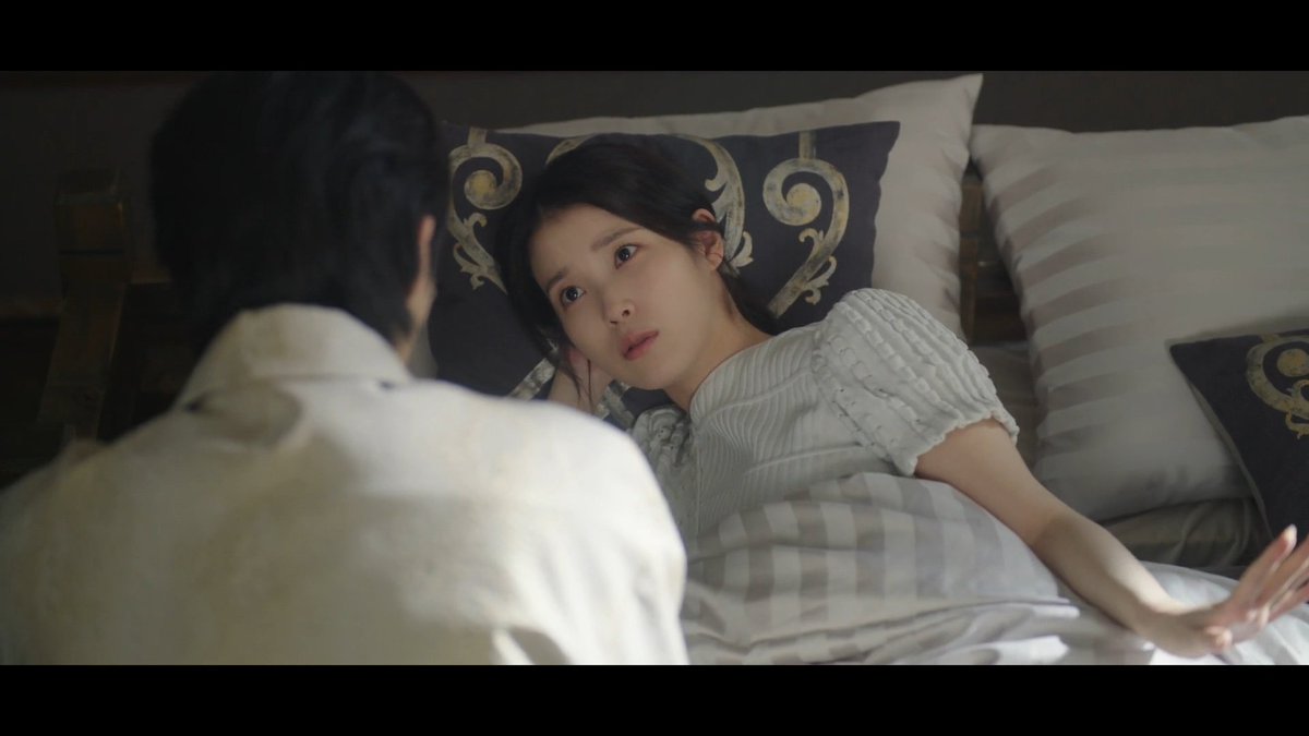 dramaxtour's tweet photo. she yaps, he listens.
peak domestic behaviour 😌🫠🫰 https://t.co/YTrZWkIhlq