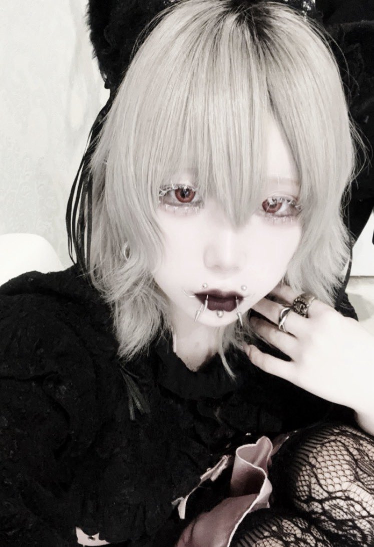 いてます。