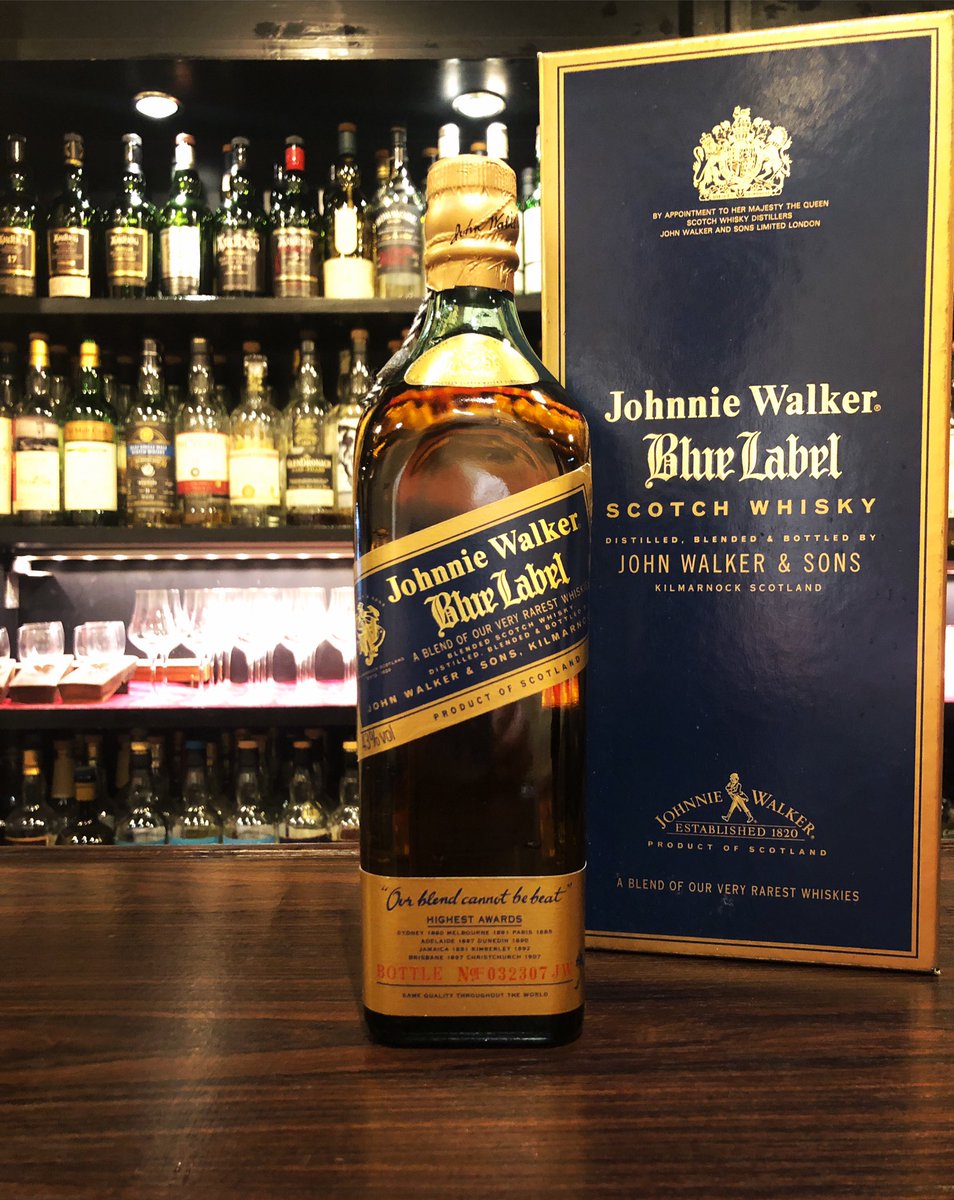 MaltBarKirkwall's tweet photo. 昨日は半月振りのお休みでリフレッシュ完了！

北海道あるあるなのか、ご近所ではもれなく炭起こして肉焼いてましたよ🍖

ボトルは少し古めのジョニーウォーカーのブルーラベル

今夜もみなさんのご来店お待ちしてます https://t.co/efs4ycon1f