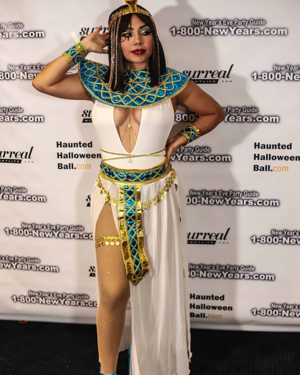 TheHauntedBall's tweet photo. Chicago's Biggest Halloween Event @ Congress Plaza Hotel with Surreal Nightlife, &amp; https://t.co/TFoqvAXv8c Get your tickets here: https://t.co/bRcKgSL6UG State of the Art Sound &amp; Lighting systems https://t.co/VSlPbuOBmA #halloweenqueen #hauntedhotel https://t.co/Cgo9m4KdrV
