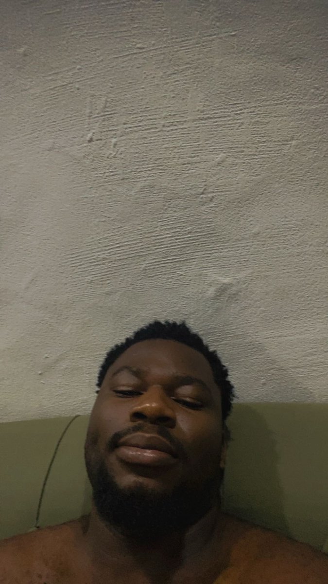 imnotakins's tweet photo. Happy birthday to me🎉  
“WHY NOT?” out now.

Abeg stream my P😔🙏

https://t.co/KIZbZiGE3L https://t.co/jP81IK7qOg