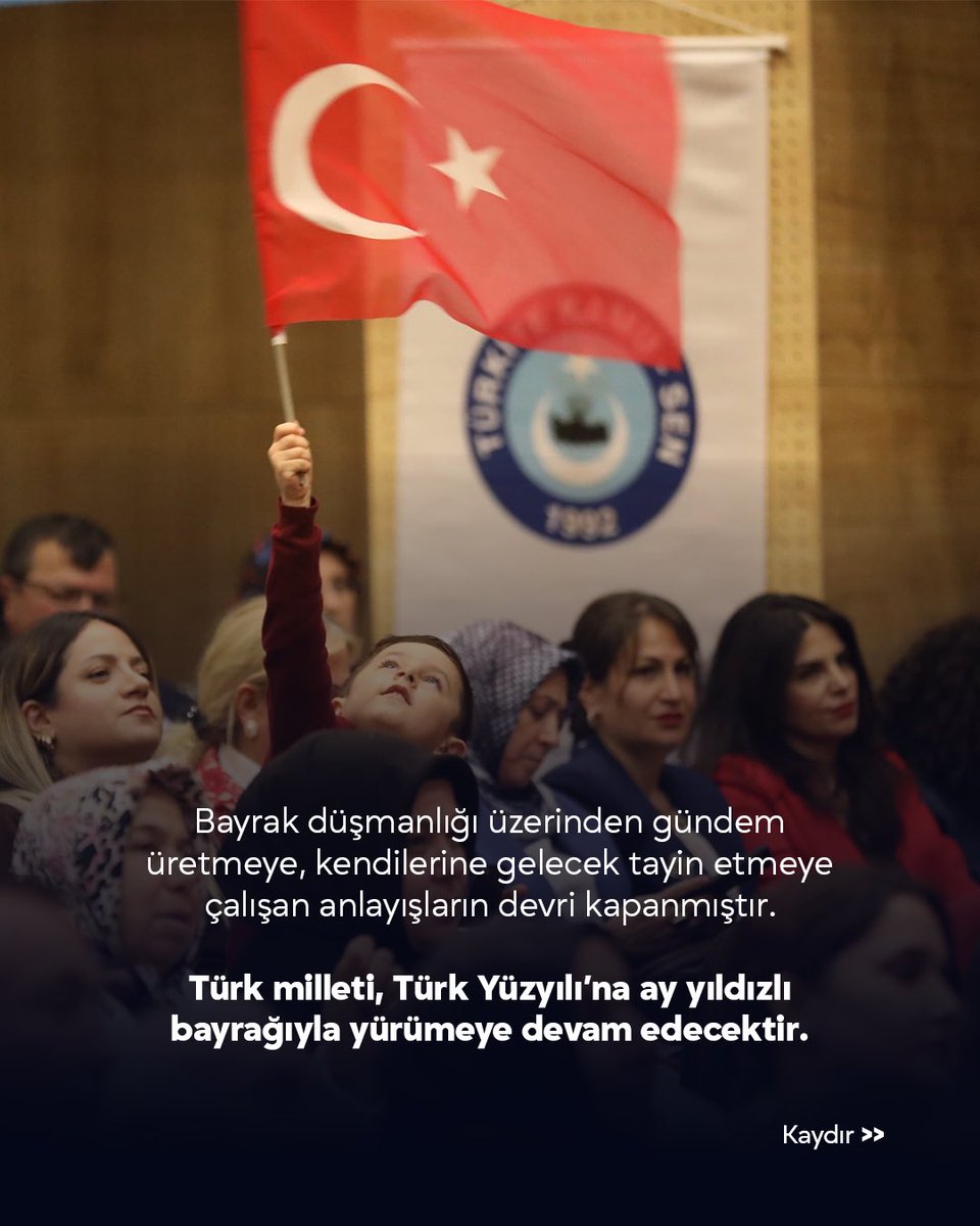 OnderKahveci's tweet photo. Bayrak düşmanlığı üzerinden gündem üretmeye, kendilerine gelecek tayin etmeye çalışan anlayışların devri kapanmıştır. Türk milleti,  Türk Yüzyılı’na ay yıldızlı bayrağıyla yürümeye devam edecektir.

Türk bayrağı; geçmişimizi koruyan, geleceğimize yön veren en yüce milli değerdir. Türkiye Kamu-Sen, tüm çalışmalarının merkezinde bu hassasiyeti taşıyan ve bunu kurumsal bir refleks haline dönüştürmüş bir teşkilattır. Geçmişte yaşanan bayrak saldırılarının millet vicdanında hiçbir zaman kabul görmediği bilinmeli; milli birlik ve beraberliğimizin sembolü olan bayrağımız üzerinden tartışma üretmenin toplumsal karşılığı olmadığı unutulmamalıdır.

Bayrak tartışması, bu millet tarafından bir asır önce kapanmıştır.