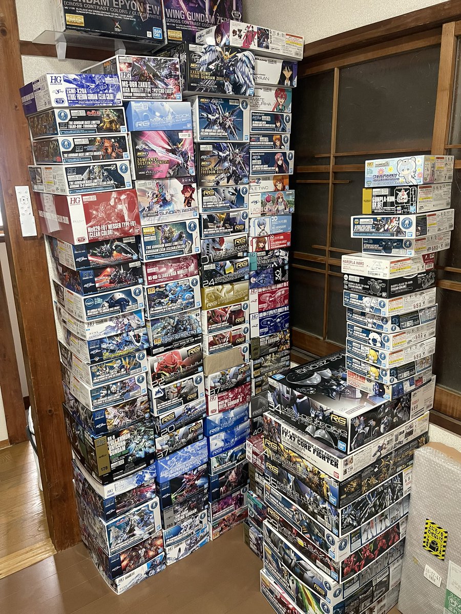 みんなどれくらい積んでるの？ #積みプラ #ガンプラ