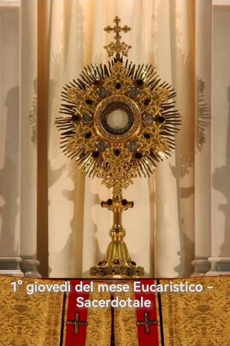 Buongiorno, Laudetur Jesus Christus, Buon 1° Giovedì (T. P.) - Rimanete nel mio amore, perché la vostra gioia sia piena. (Gv 15,9-11) - Santa Flavia Domitilla martire - Auguri a chi oggi fa il Compleanno e o l'Onomastico - Santa giornata a tutti in Domino.