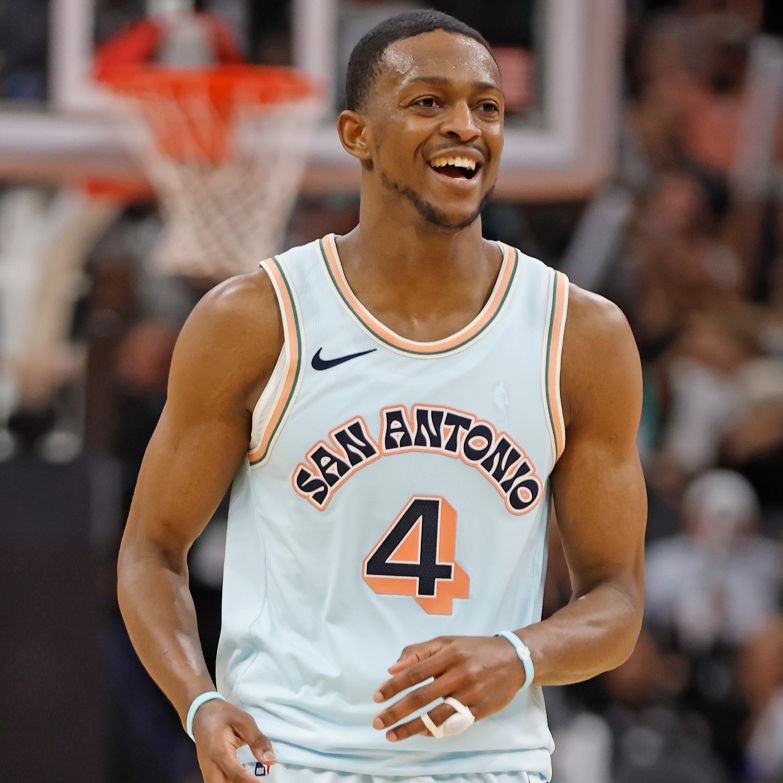 BetMGM's tweet photo. De'Aaron Fox appreciation post

7 years in SAC: 0 playoff series wins
1 full year in SA: 1 playoff series win https://t.co/KQjuO0PShQ