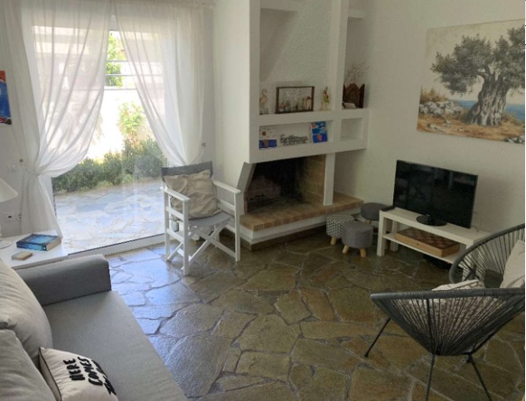 Mesitiko247's tweet photo. Αρκιτσα Πωλείται επιπλωμένη μονοκατοικία 100 τ.μ. με μεγάλο κήπο
Τιμη 195.000€
ΤΗΛ  2170002300   6946133833
https://t.co/gwZrthYSuH
Δες το ακινητο https://t.co/2CXJWsDtaI https://t.co/TRyMzoNRQO