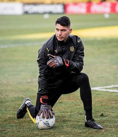 Martín tweet media