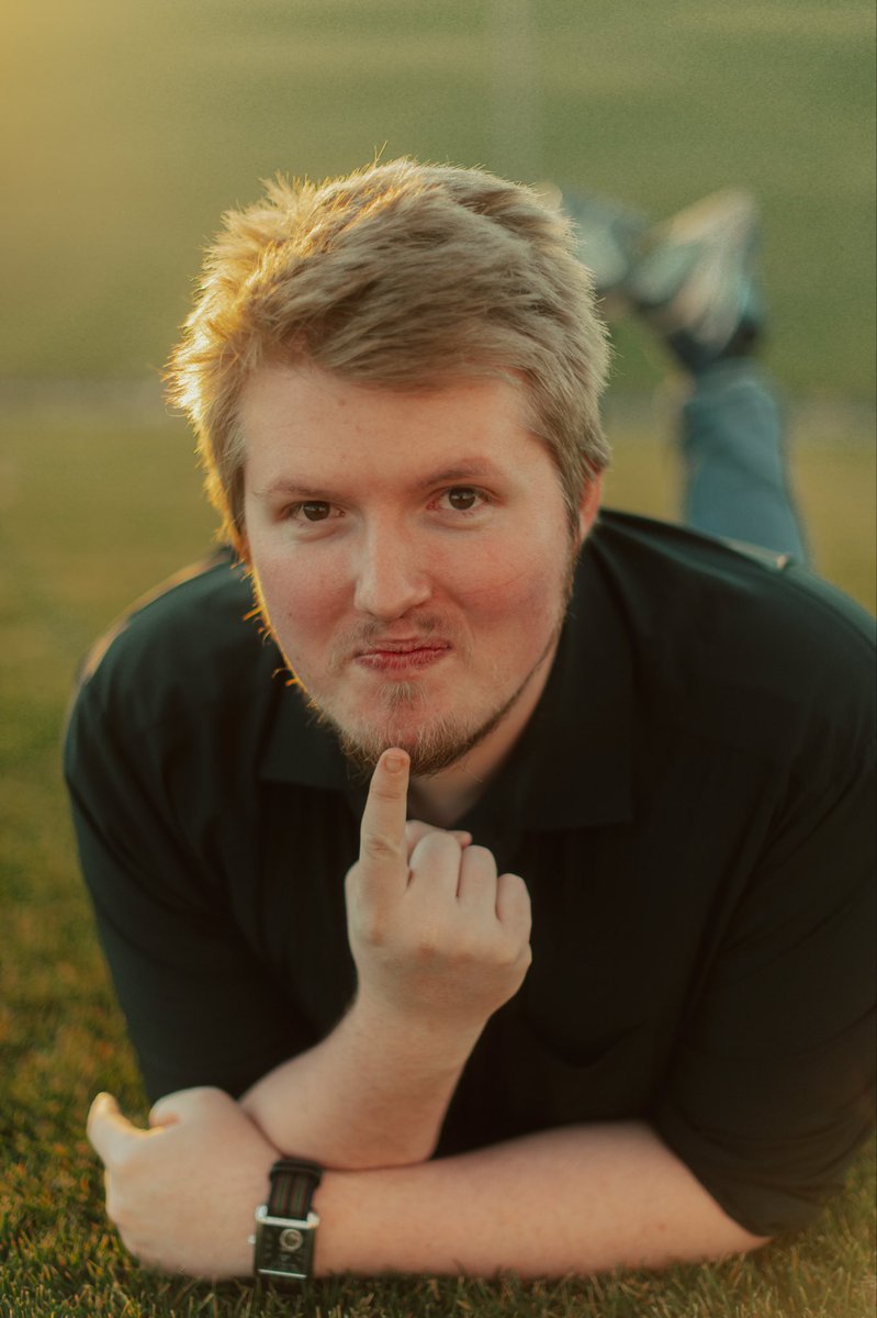 CalvinArkon's tweet photo. Happy Birthday Bro 🎉. Help edited by my other bro Cole Arkon. https://t.co/hmKHJYmRjA
