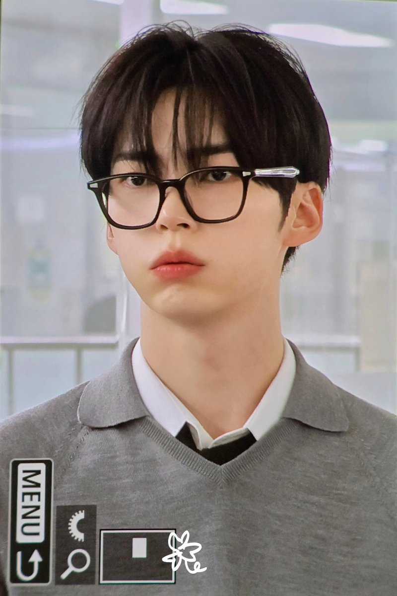 260507 🛬
#성한빈 #SUNGHANBIN #ソンハンビン #ZB1  #제로베이스원 #ZEROBASEONE