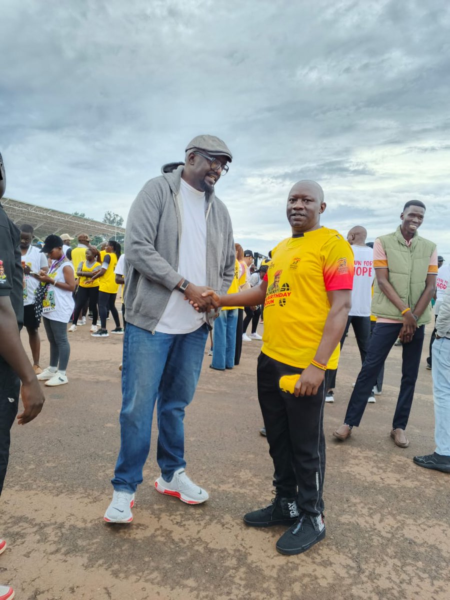 byamanywohaj's tweet photo. @mkainerugaba @kasujja is forever appreciated for being actively involved in recent concluded #Runforhope #RunforCharity activity as we celebrated the birthday of our senior Patriot & our chairman of #PLU ,Gen.@mkainerugaba https://t.co/gAy02cVQMG