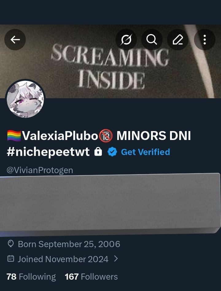 Valexia Pluto #NichePeeTwt tweet media