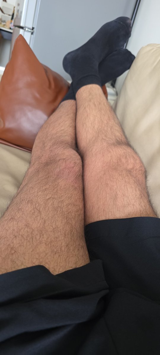 Charmingknight7's tweet photo. Anyone in 杭州 want to meet for a few drinks and some 烧烤 tonight? See how it goes for laughs and fun. 
DM me. (Females, femboys, cross dressers CD, TS)

今晚杭州有没有人想一起喝几杯，吃个烧烤？看看气氛如何，轻松愉快。 私信我。（女性、伪娘、异装癖、CD、TS）

#杭州 https://t.co/sOzBOGx4Y9