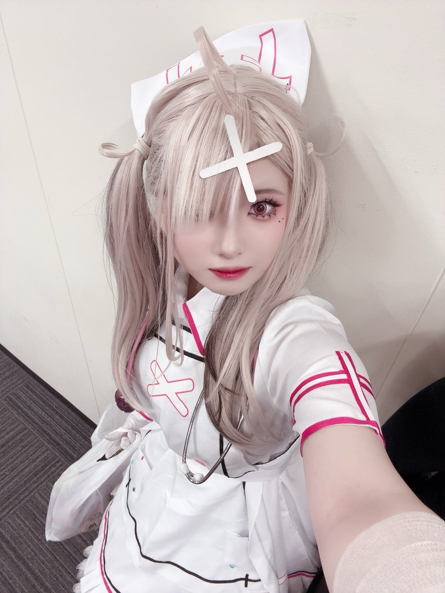 yukiusa_rina's tweet photo. ⚠︎︎cos⚠︎︎💉💘  

💉💘ほんとに大好きでずっとコスしたかったからできてほんとに嬉しい🫶🏻︎
そんで衣装がパニエふわふわで女の子って感じでほんとに可愛い🥺

 #すこやこす https://t.co/CgAH1OT2el