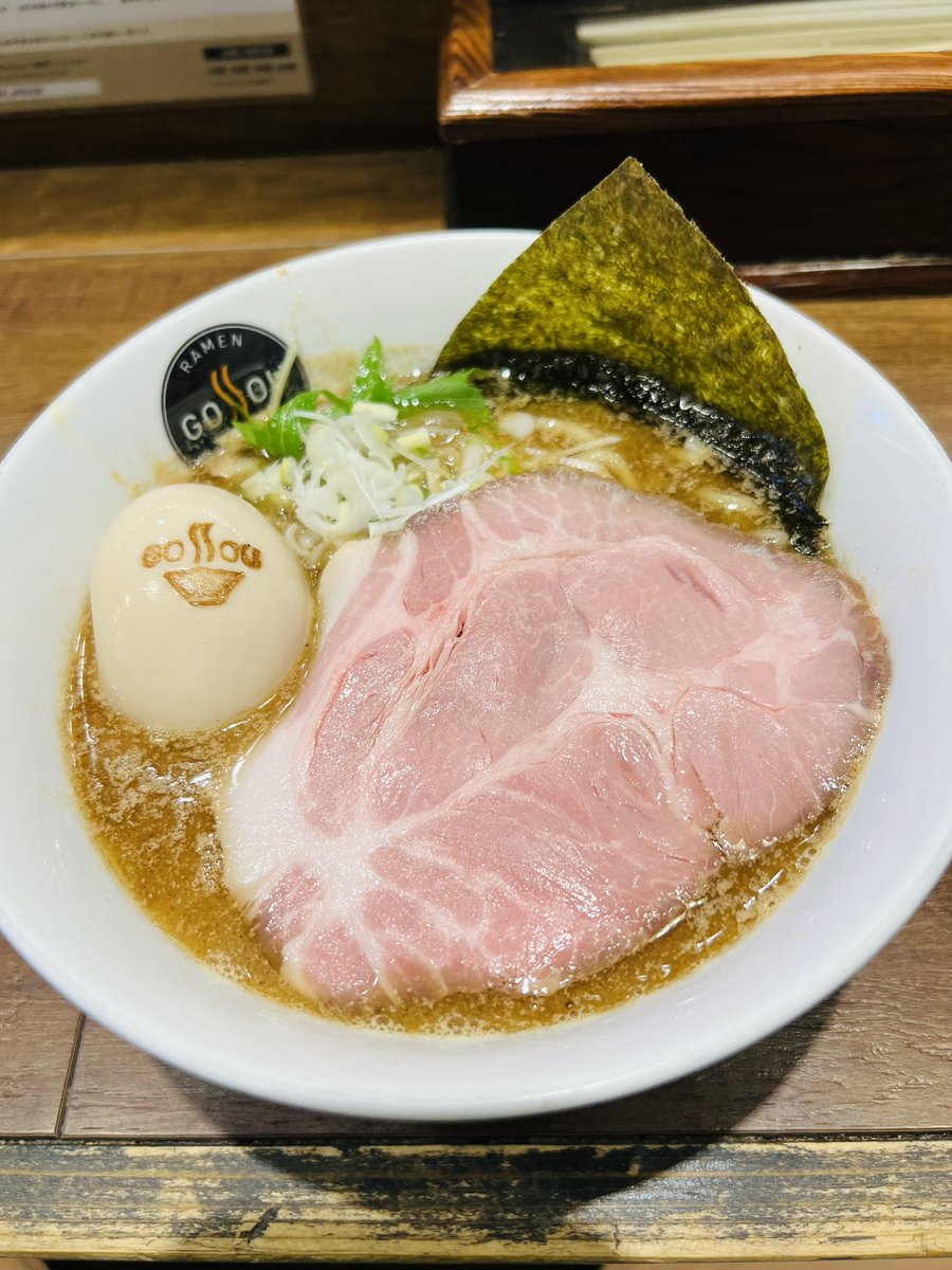 saigou29's tweet photo. 続き（前項）🍜1番グリット💺で来店。（^^) 味玉🥚ラーメンとチャーシュー丼チョイス。ひとすじのルーツを知ることができました。めっちゃ美味い。閉店するのもったいないレベル。ご馳走様でした。新店オープンまで気長に待ちます。 https://t.co/tB69BRSFZz