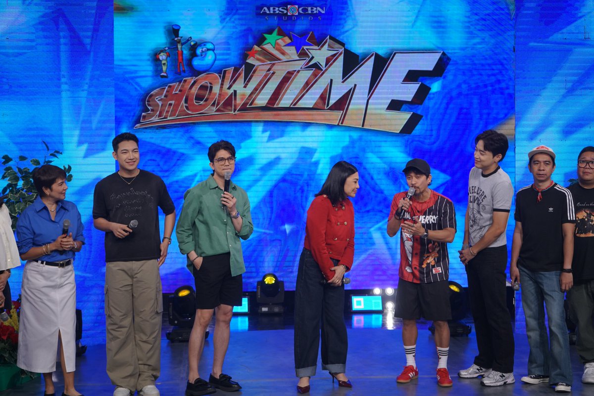 It's Showtime tweet media