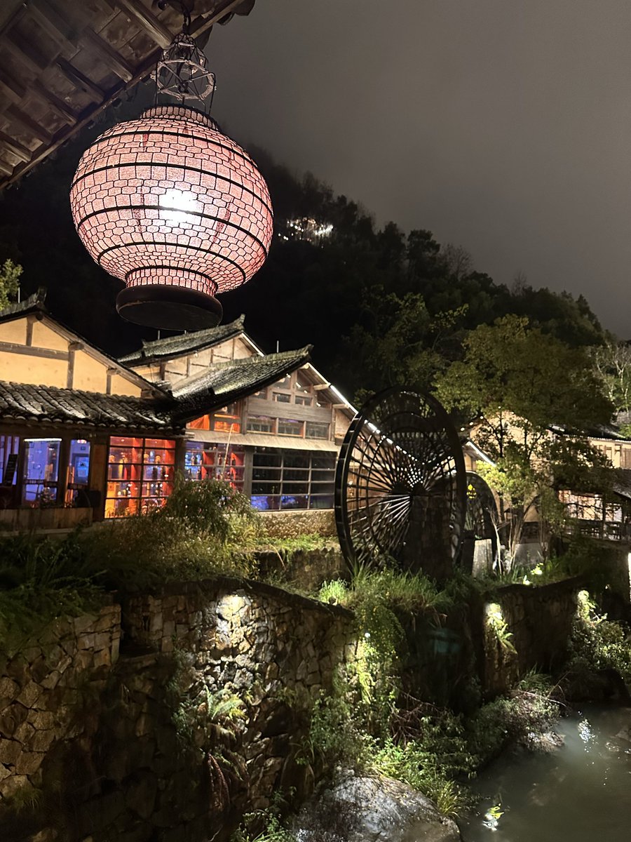 RongJ12's tweet photo. ความงดงามยามค่ำ @ หุบเขาเทวดา(Wangxian Valley / 望仙谷 https://t.co/VYEBzK9gOJ