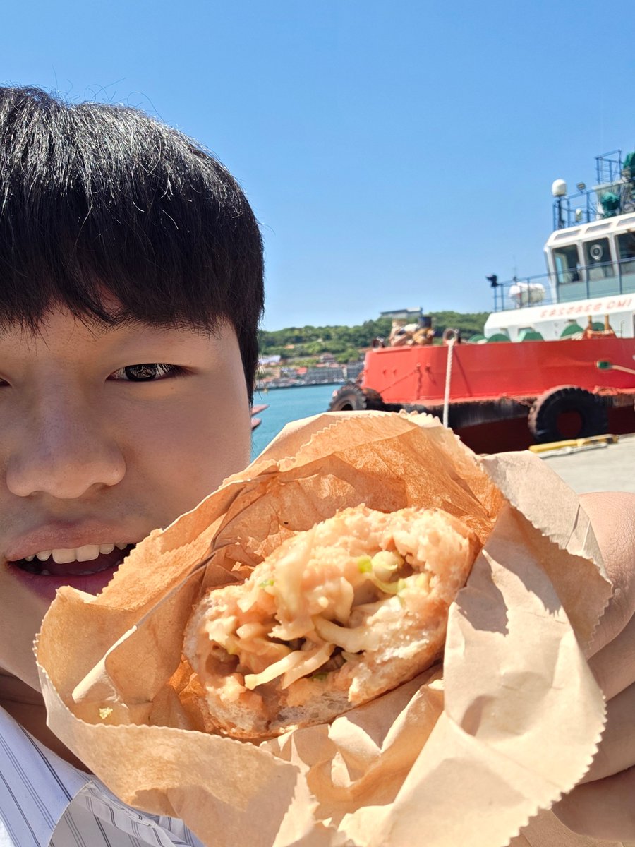 rhoyanuX's tweet photo. 다들 썬크림 꼭꼭 바르고 다니세요...
이유는 저도 알고싶지않았음... https://t.co/xZMCQFIpZs