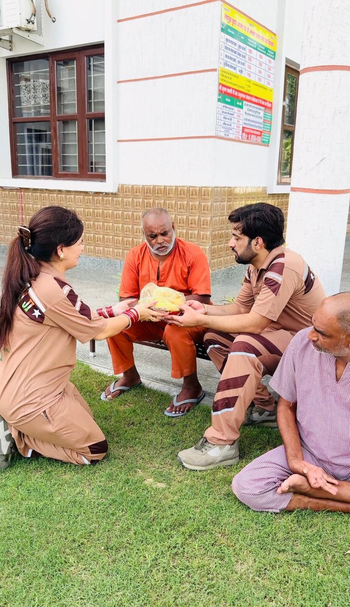 Care for old age people is a noble and great effort dedicated to supporting and uplifting senior citizens with love and dignity. Inspired by Saint Gurmeet Ram Rahim Ji, it inspires people to practice compassion and stand beside the elderly in every possible way.
#OldAgeCare